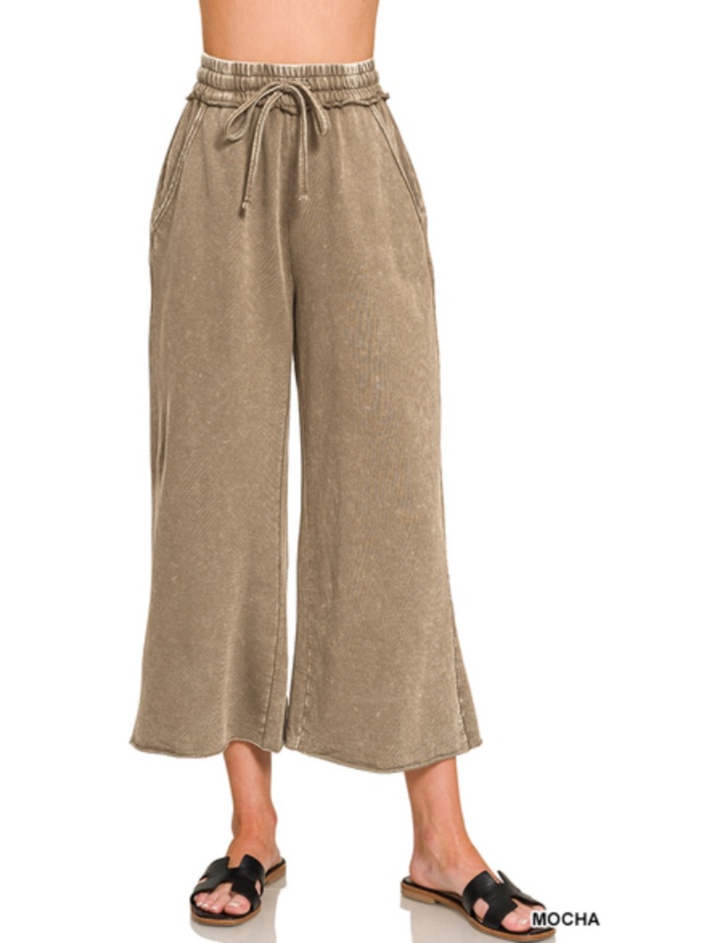 Zenana Outfitters Mocha Wide-Leg Crop Pants